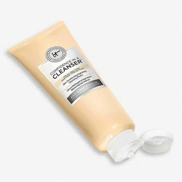 IT Cosmetics Confidence in a Cleanser 148ml