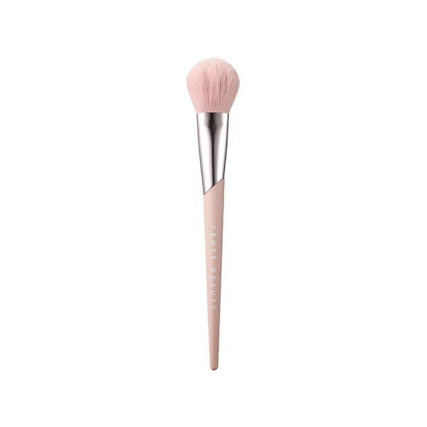 Fenty Beauty by Rihanna Sculpting Bronzer Brush 195