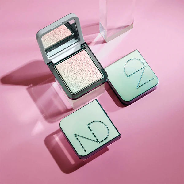 Natasha Denona Pastel Plexi Glow Highlighter