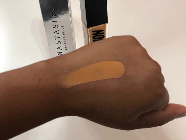 Anastasia Beverly Hills Luminous Foundation 410C. Foundation