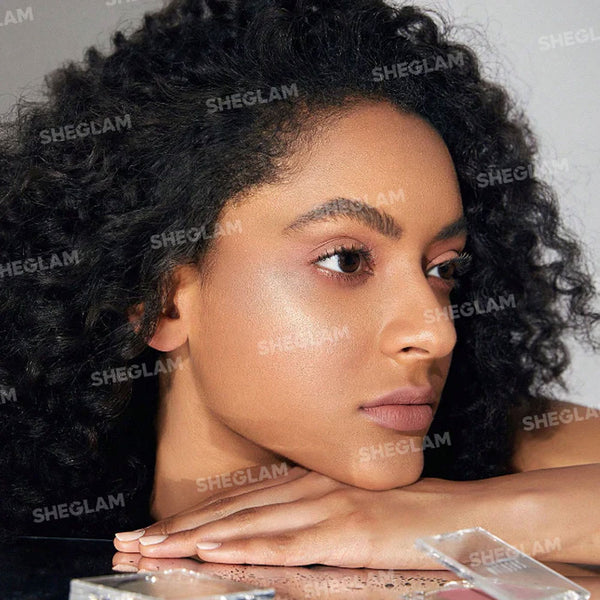 Sheglam Cosmic Crystal Mousse Highlighter - Vanilla Skeye